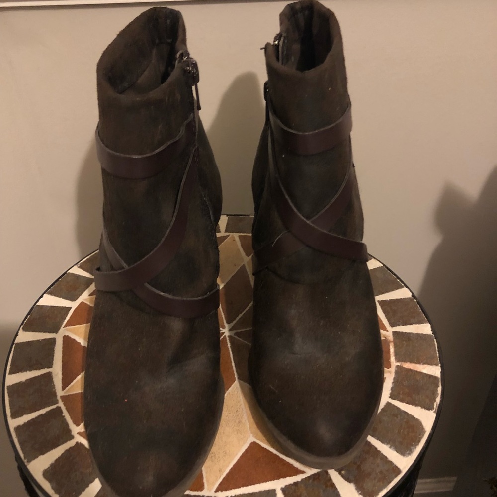 Booties! - Picture 6 of 6